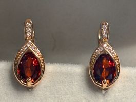 Boucles d'oreilles or & grenat ✨