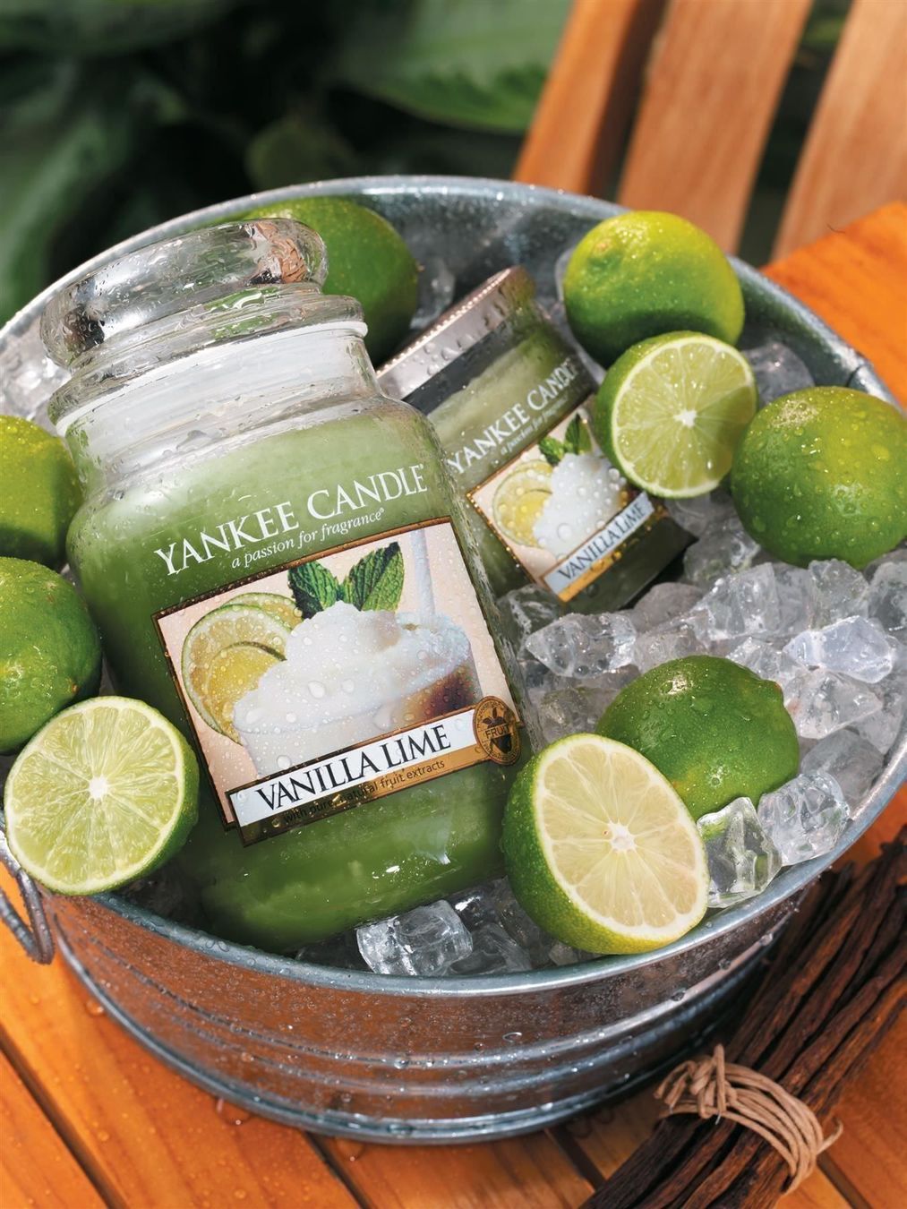 Yankee Candle Kerzen: Yankee Candle Vanilla Lime medium Jar – Neu und originalverpackt aus Langwiesen von rtWebshop 2