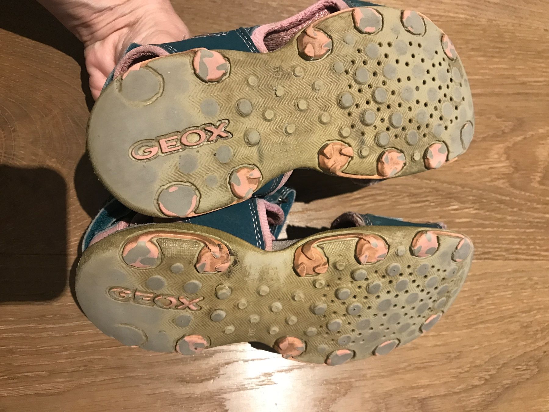 Geox Scarpe per ragazze: Sandale Geox Gr. 30 – Usato da Affoltern am Albis venduto da variablend 1