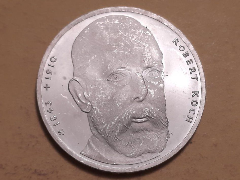 Tutti le monete: Deutschland 10 Mark "Robert Koch" 1993 J Silber – Usato da Buchs SG venduto da numispatica