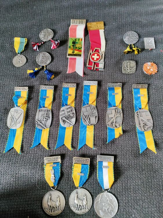 Medaillen: Sammlung CH Schützenmedaillen & Abzeichen vintage – Gebraucht aus Fideris von VonRiva86
