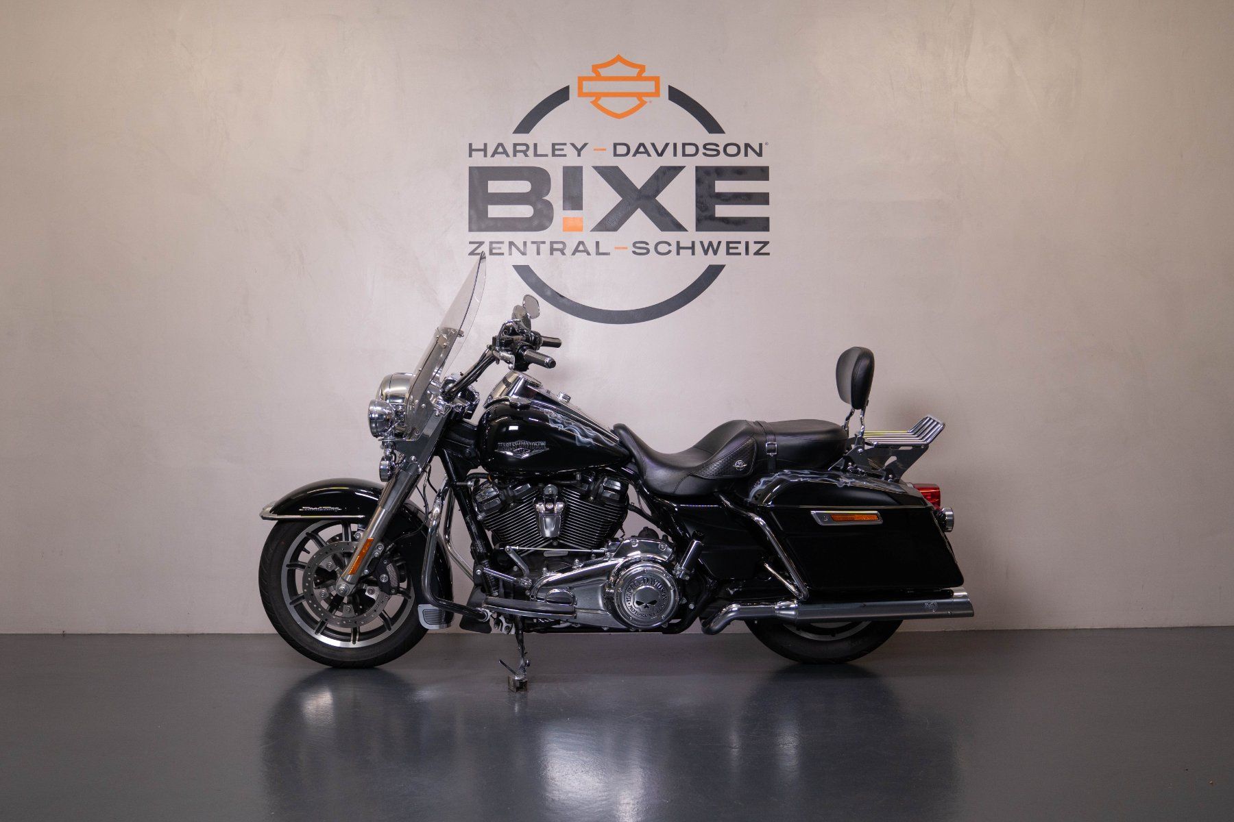 Harley-Davidson Touring: Harley Davidson FLHR Road King – Gebraucht aus Hünenberg von Maxim369 2
