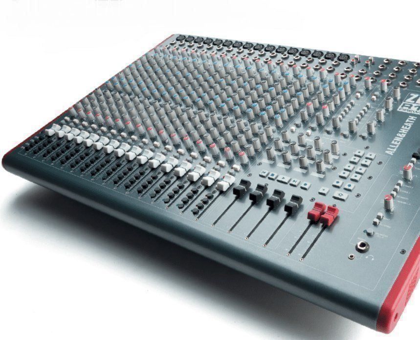 Allen Heath Zed R16 Mixer mit Flightcase Kaufen auf Ricardo