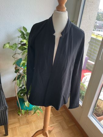 Très jolie veste noire en coton du designer italien MAMA B.