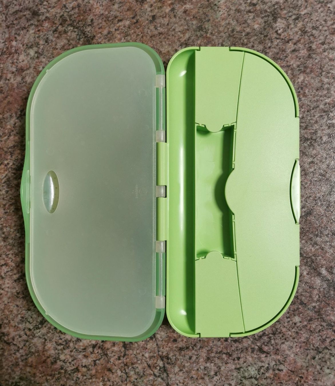 Tupperware Recipients et similaires: Tupperware Pausenbox/Bentobox grün – Neuf (Voir description) à Birsfelden par mel_ndx7 4