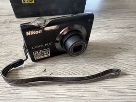 Nikon Coolpix S3000
