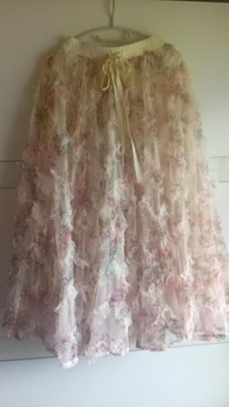 JUPE Yumi Ivory Floral Ruffle Mesh Midi Skirt Gr.38 NEU!!!