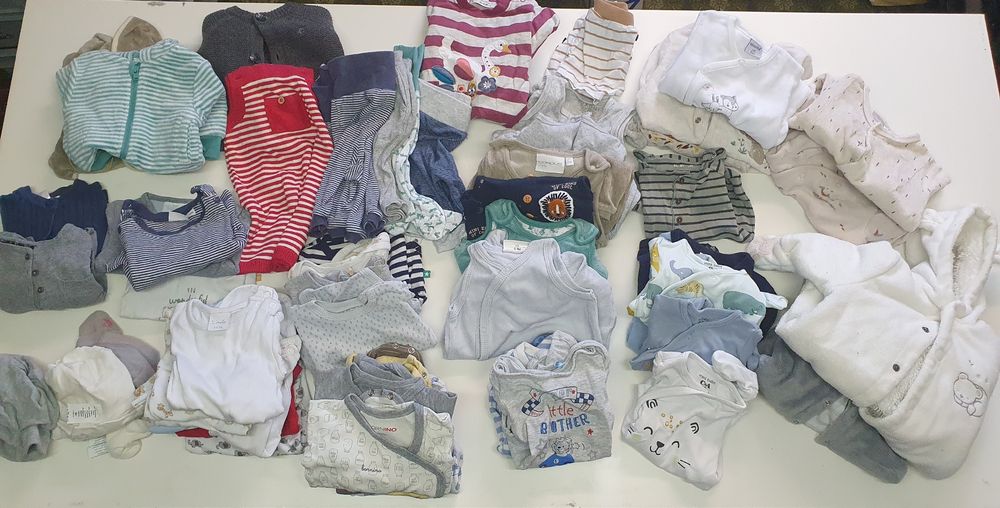 Ensembles coordonnés: Set Baby Kleidung Gr. 50 + 50/56 – D'occasion à Erlinsbach SO par CaWy