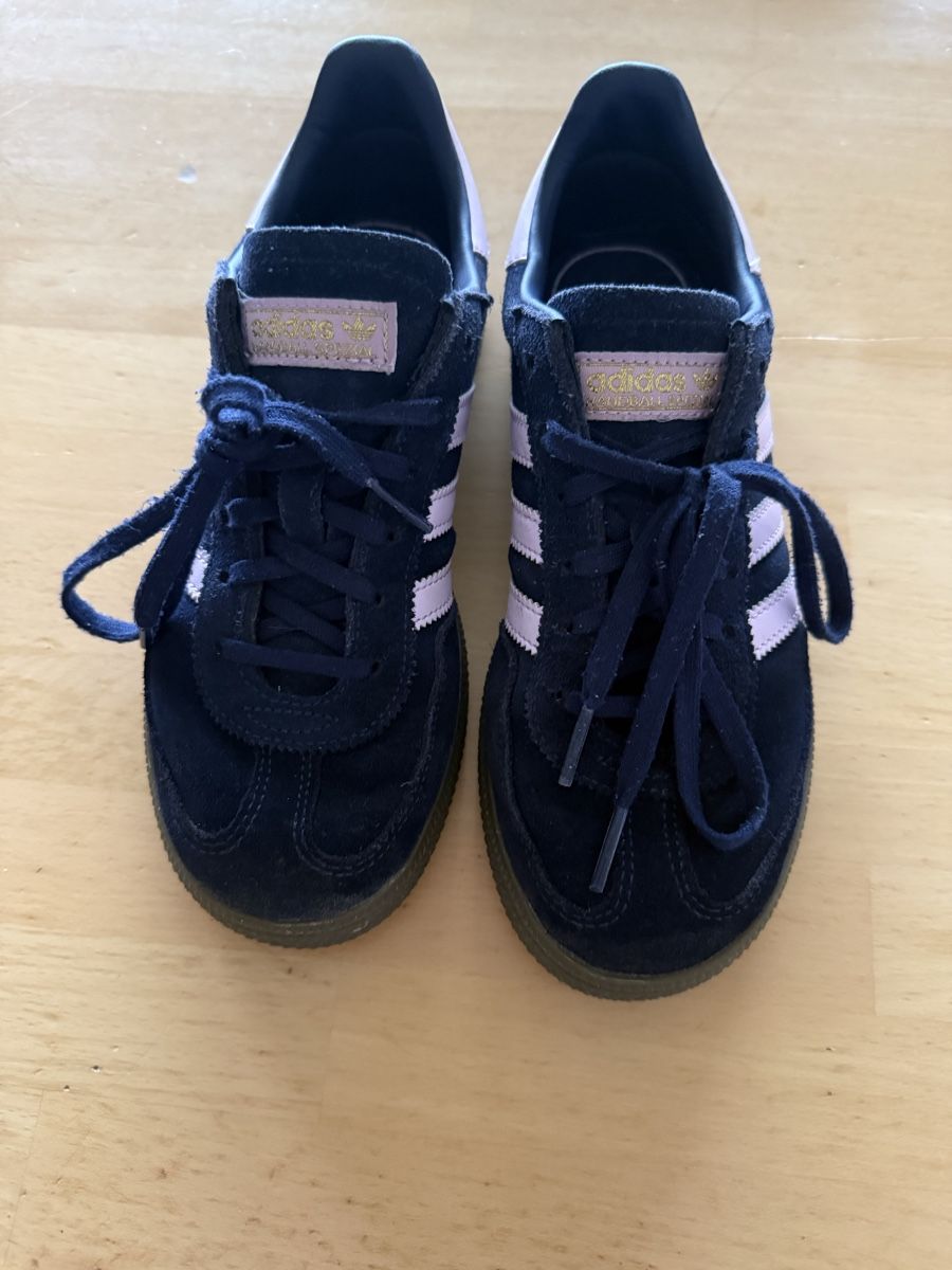 Adidas Scarpe per ragazze: Adidas Spezial Gr.35 – Usato da Samedan venduto da cobol01