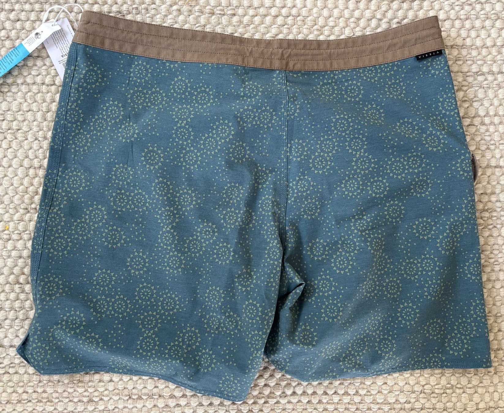 Costumi da bagno: VISSLA Morsea 17.5" Boardshort – Nuovo e nell'imballaggio originale da Thalwil venduto da Swisshoneys 5