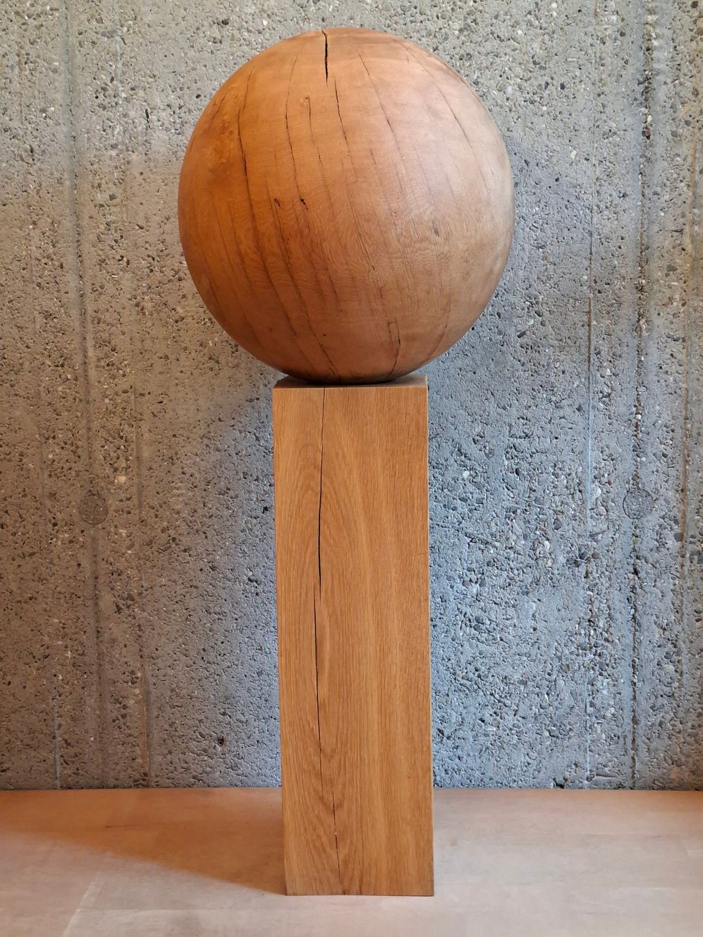 Sculture & Statue: Holzkugel aus Eichenholz, Ø 39 cm – Usato da Wald ZH venduto da legi12 2