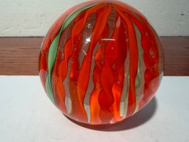 Poinçon en verre décoratif orange et vert, 6 cm