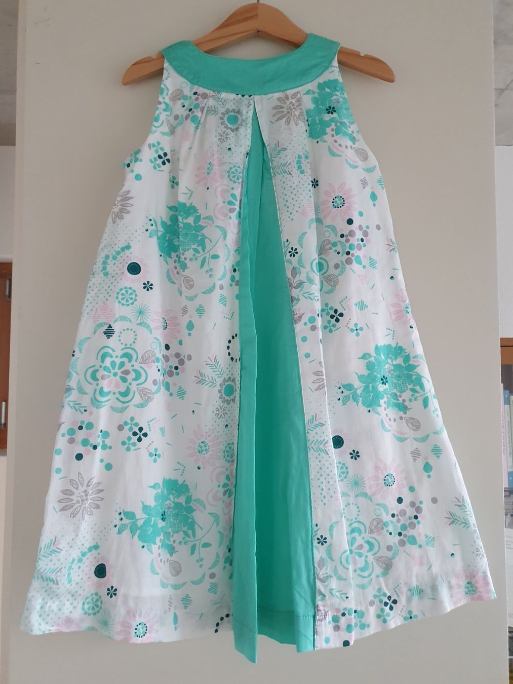 Vertbaudet Vestiti & Gonne: NEU Vertbaudet Kleid Gr. 122 – Nuovo (secondo la descrizione) da Villars-sur-Glâne venduto da richardette 1