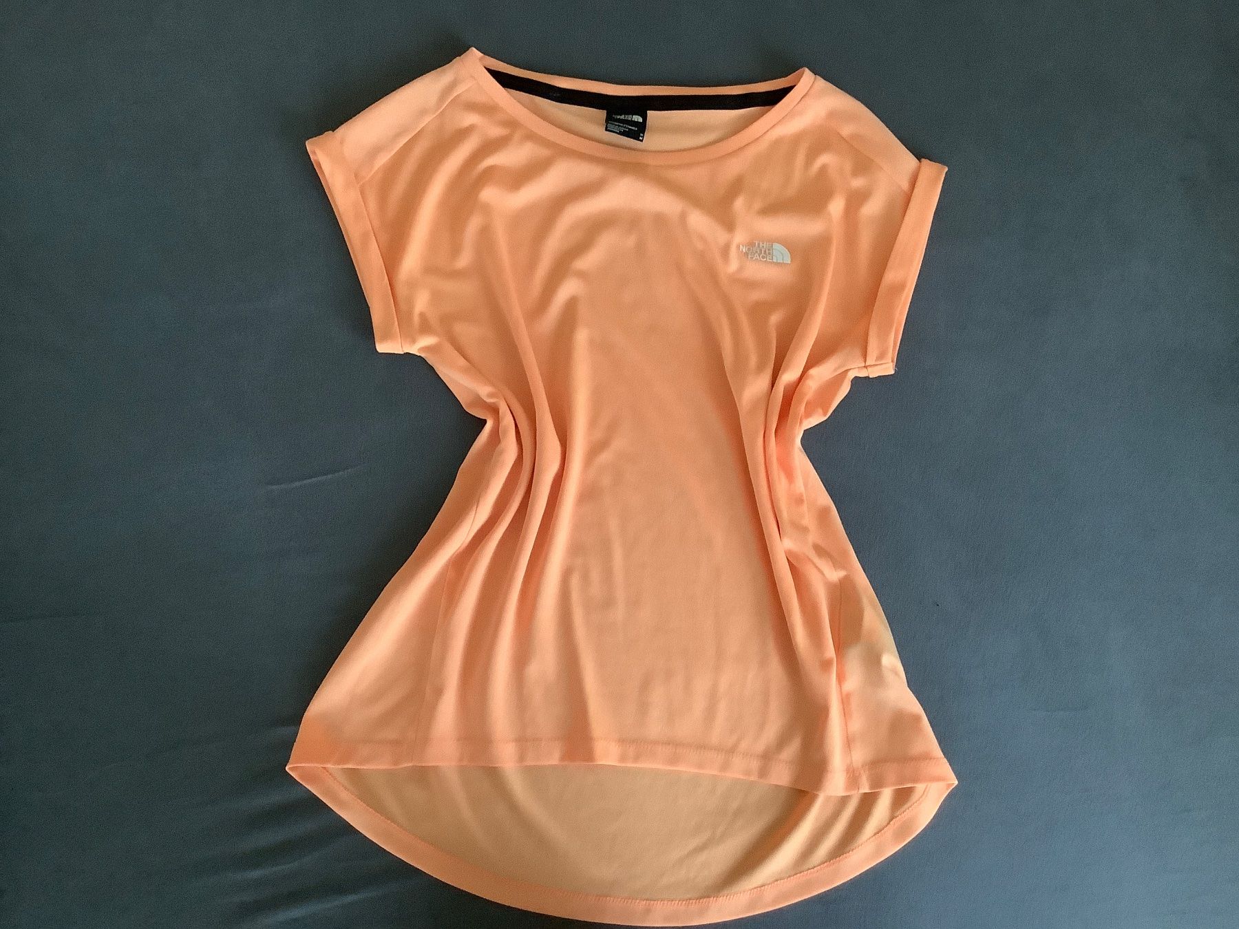 T-shirt: T-Shirt – Usato da Uznach venduto da manulas