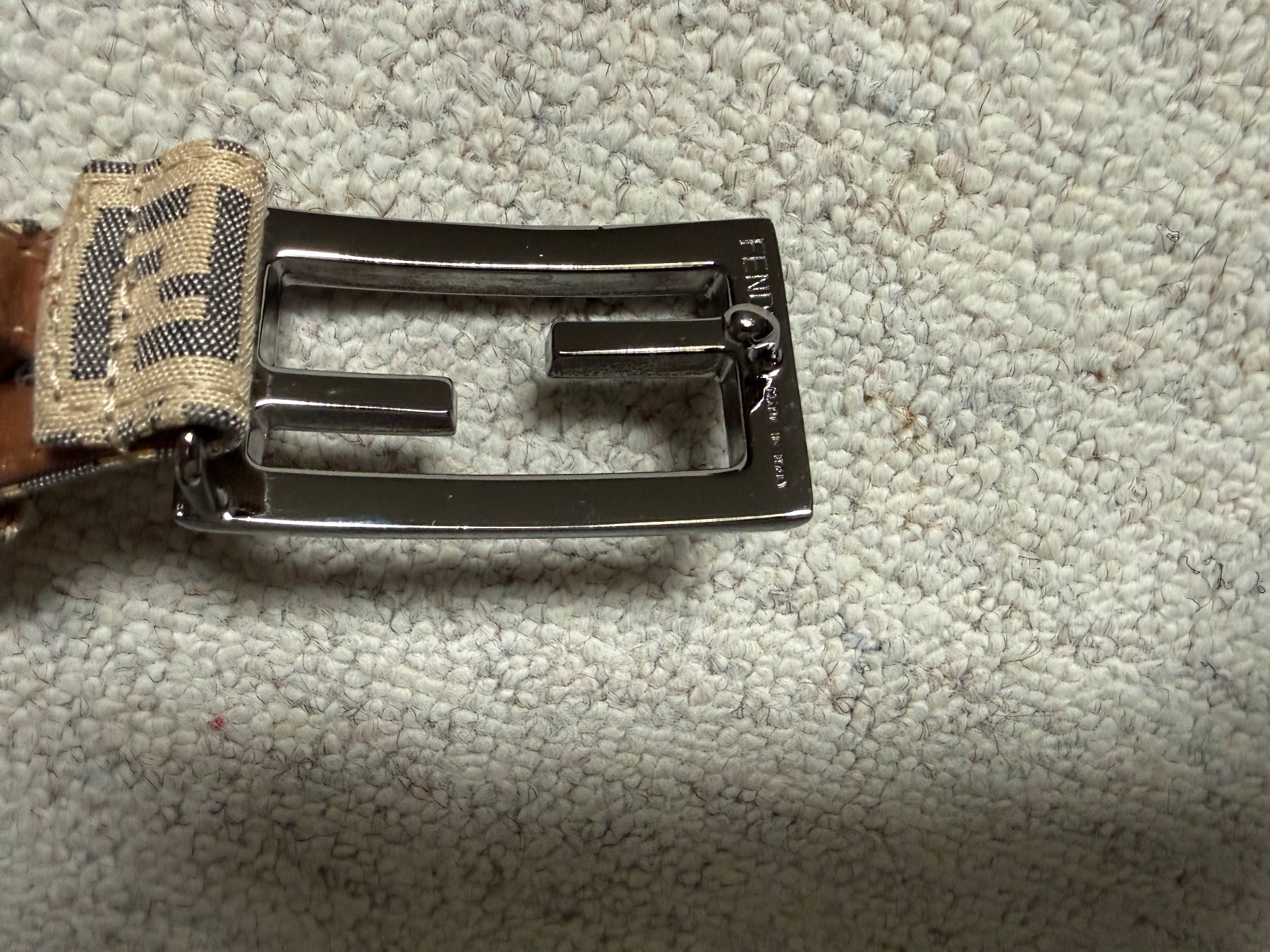 Fendi Cinture: Ceinture " Fendi "  70/ 28 cm – Nuovo (secondo la descrizione) da Echandens venduto da pepite30 2