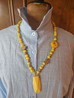 Collier avec cigale pour l'été