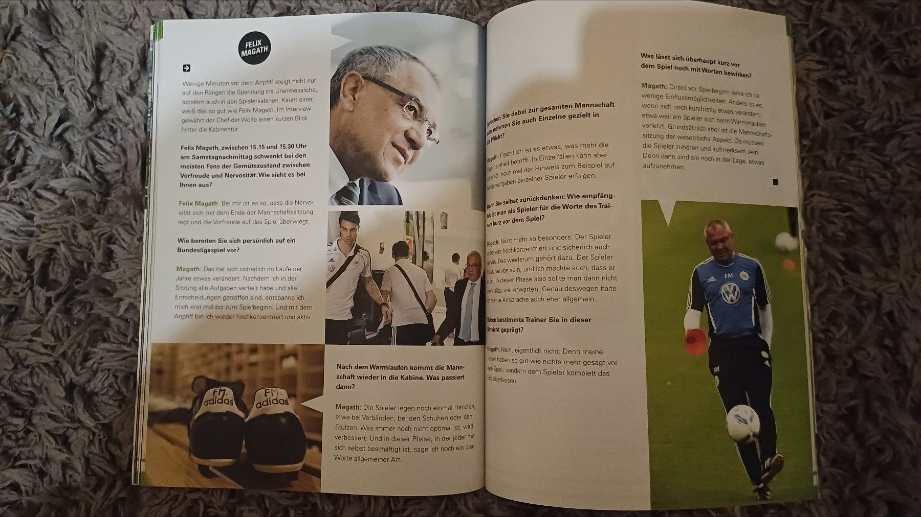 Dokumente: Fanartikelkatalog VfL Wolfsburg 2011/12 – Gebraucht aus Uznach von DeNois 8