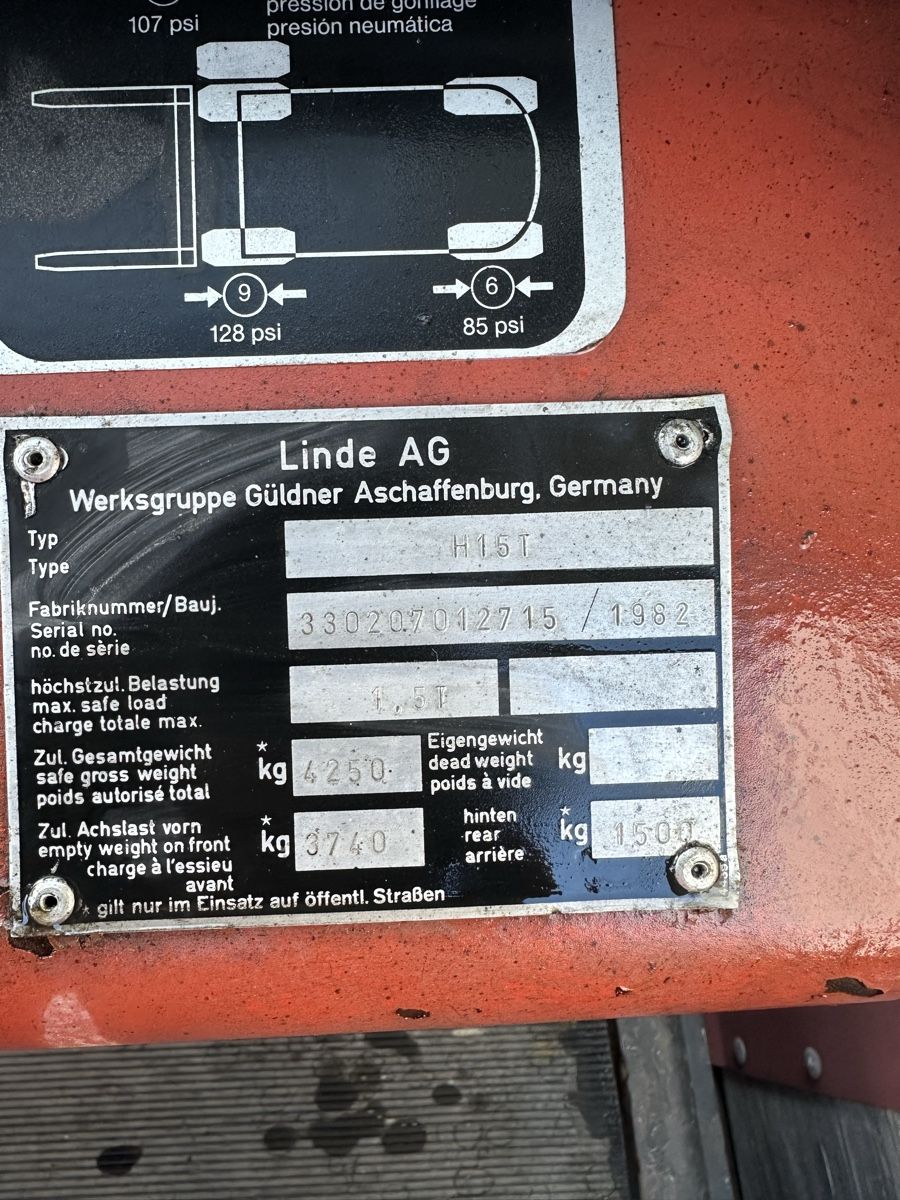 Linde Chariots à fourches & chariots élévateur: linde Stapler – Défectueux à Oetwil am See par CarParts 7