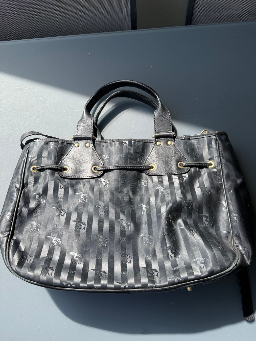 Maison Mollerus Taschen für Damen: Original Maison Mollerus Beuteltasche schwarz (Vinerus) – Gebraucht aus basel von Ystupsi 1
