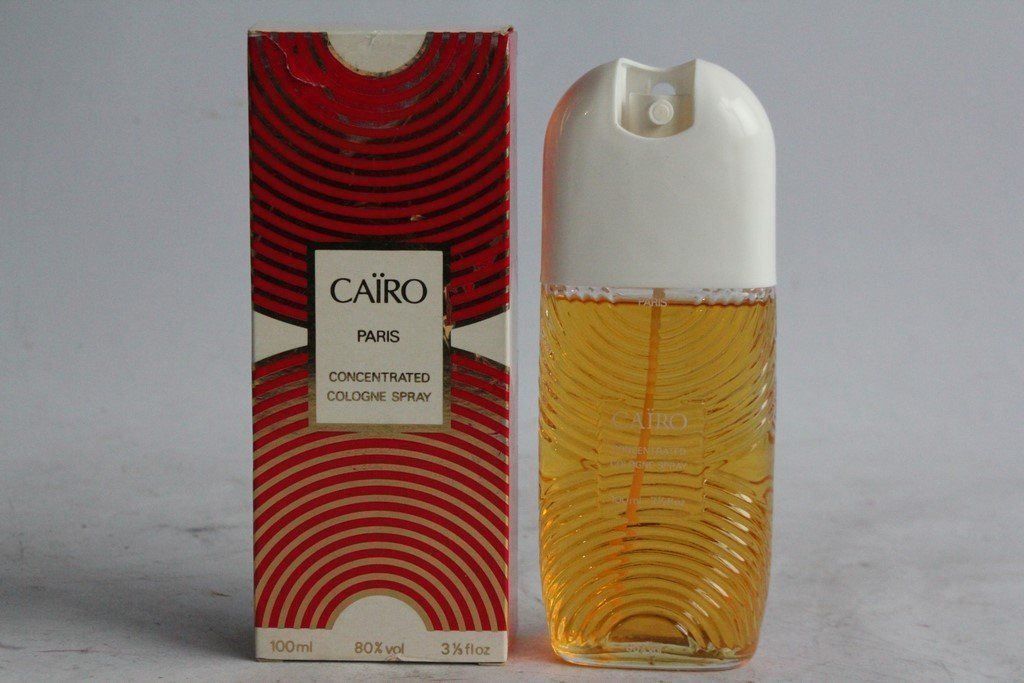 Profumi & Eau de Toilette: Eau de Cologne concentrée Caïro Paris – Nuovo e nell'imballaggio originale da Vandoeuvres venduto da Dom-Tom