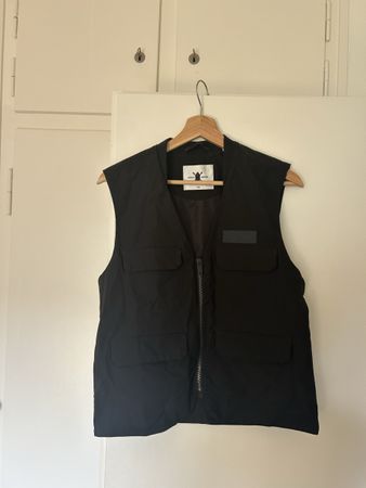 Daily Paper black vest Size XS 