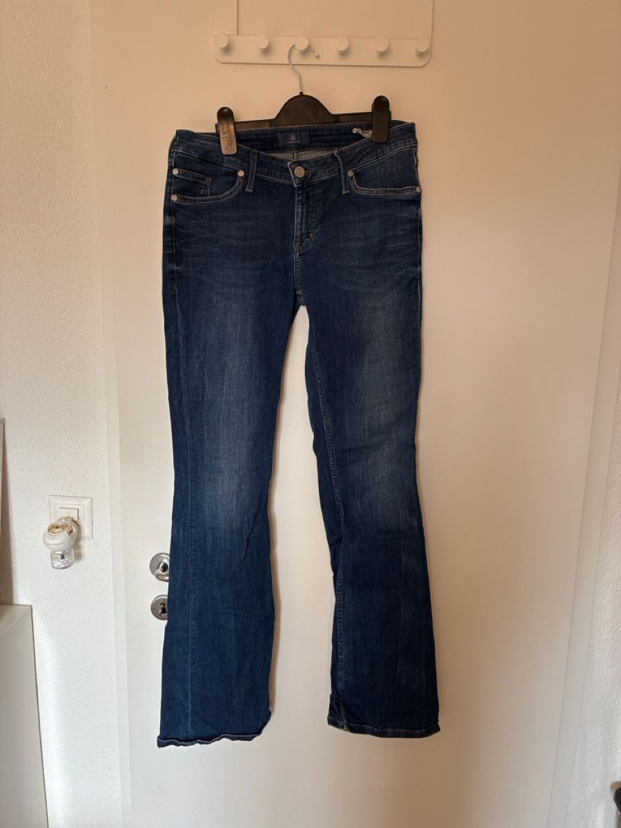Bogner Jeans: Bogner Jeans 30/34 – Usato da Wädenswil venduto da Gilmored83