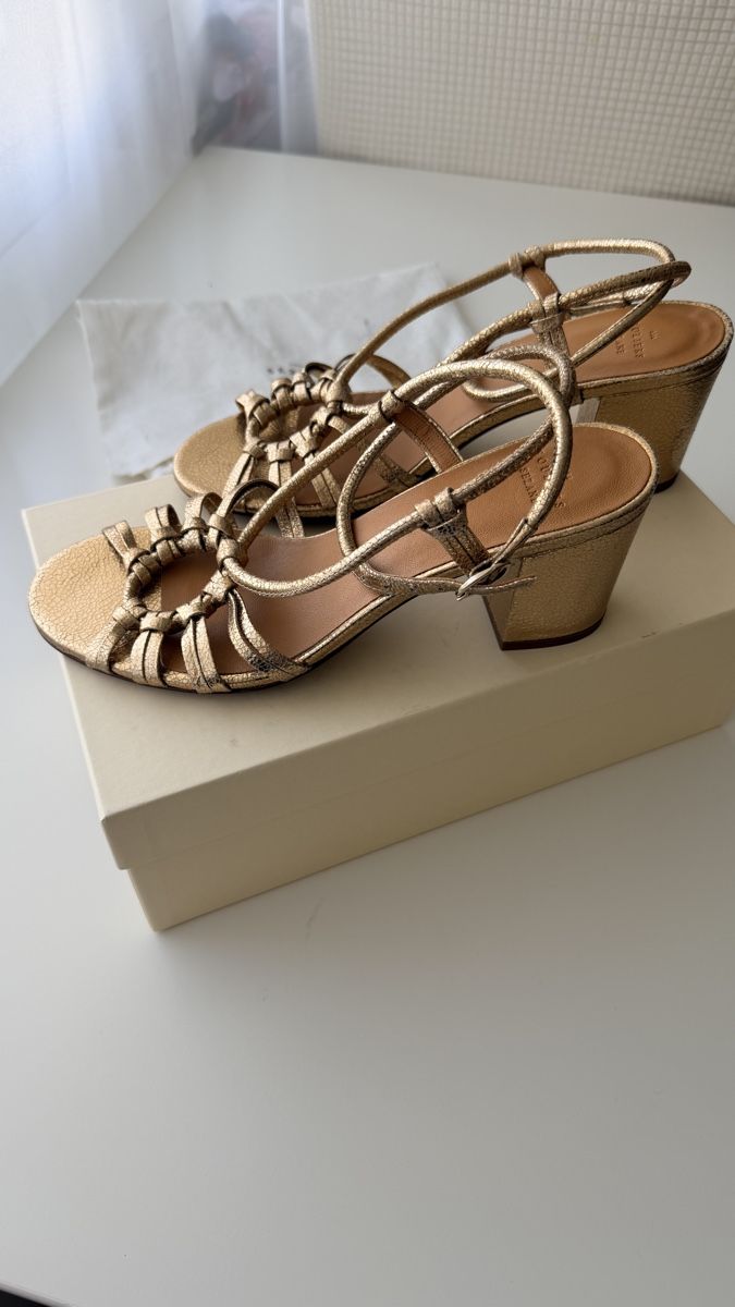 Sezane Scarpe da donna: Sézane Gloria Sandale 38 Smooth Gold – Nuovo (secondo la descrizione) da Wallisellen venduto da kar_gv8n 1