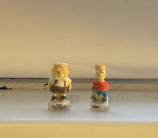 2 figurines Les Simpson Bart et Uter état collection