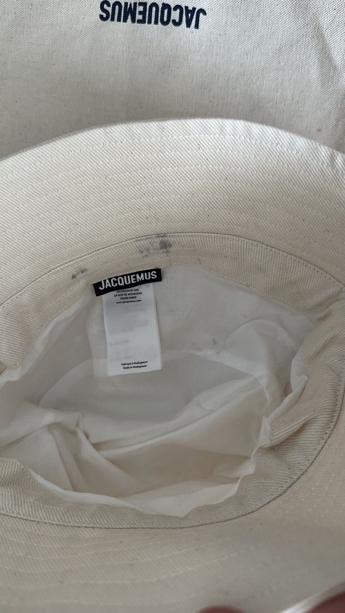 Copricapi, berretti & cappellini: Jacquemus bucket hat – Usato da Birsfelden venduto da ant_ys8y 3