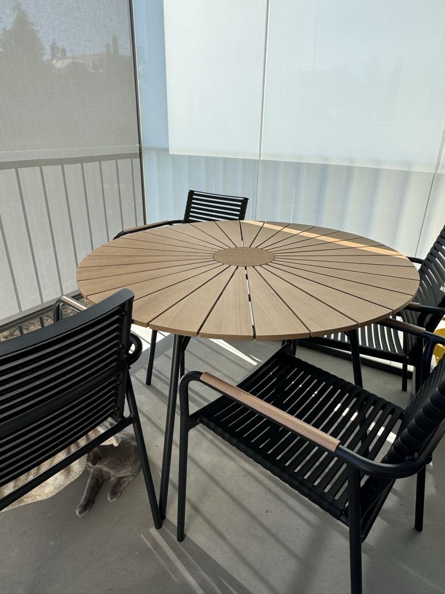 Set de table et chaises: Outdoor dinning set – Neuf (Voir description) à Bern par FashionK92 1