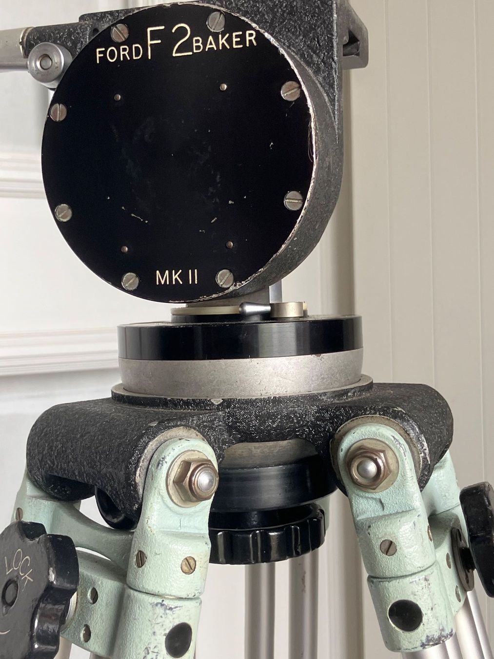 Pellicole: Filmstativ Ronford Baker MKII – Usato da Luterbach venduto da fink4500 2
