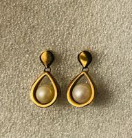 Ohrringe, Stecker,  goldfarbig, ca. 80er Jahre, echte Perle