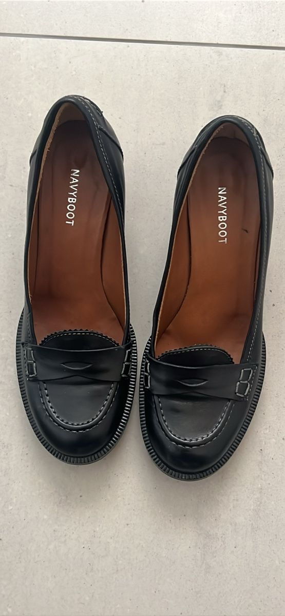 Navyboot Scarpe da donna: NAVYBOOT élégantes chaussures noires en cuir, taille 36 – Nuovo (secondo la descrizione) da Lausanne venduto da monaliza1998