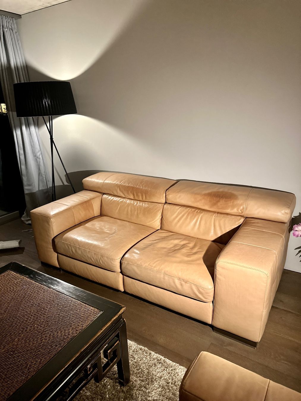 Divani: Natuzzi 2er Sofa plus Sessel - Rindsleder – Usato da Küsnacht ZH venduto da Icon21