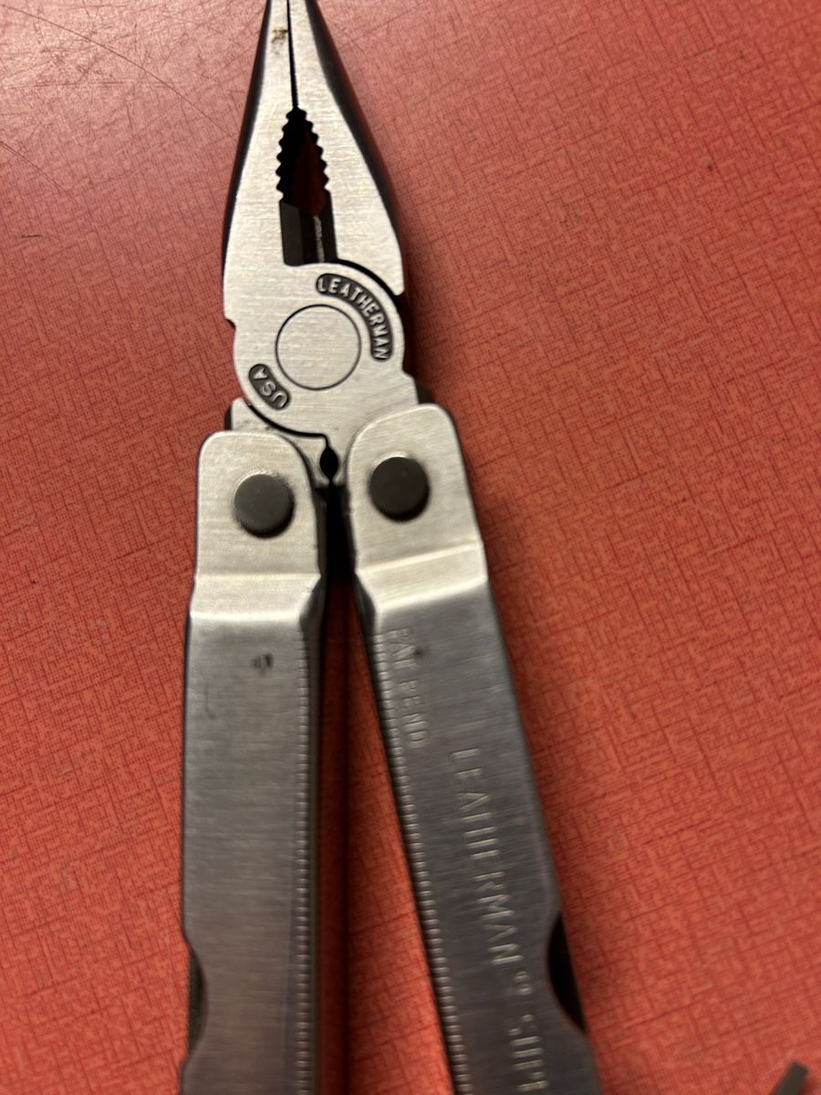Leatherman Tutti gli attrezzi: Leatherman Super Tool Multi-tool gebraucht mit Etui – Usato da Lanzenhäusern venduto da vic63 2