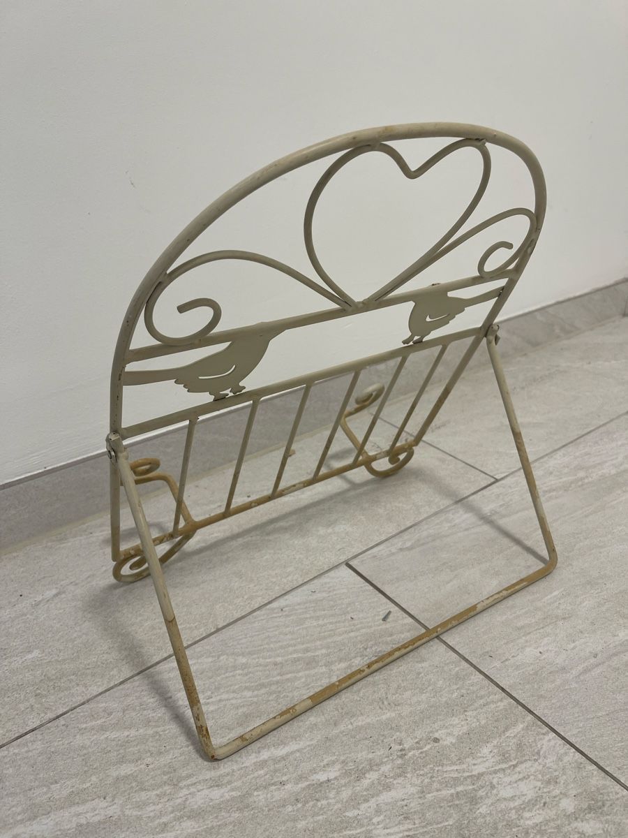 Altro in Decorazioni & Accessori: Buchständer, Zeitungsständer antik – Usato da Basel venduto da mariablanka 2