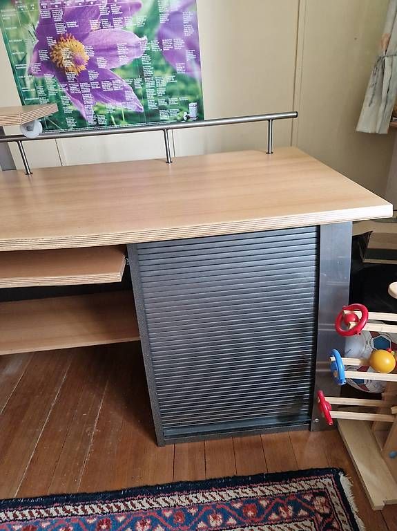 Bureaux: Massiver Schreibtisch – D'occasion à Bronschhofen par jimmbim92 3