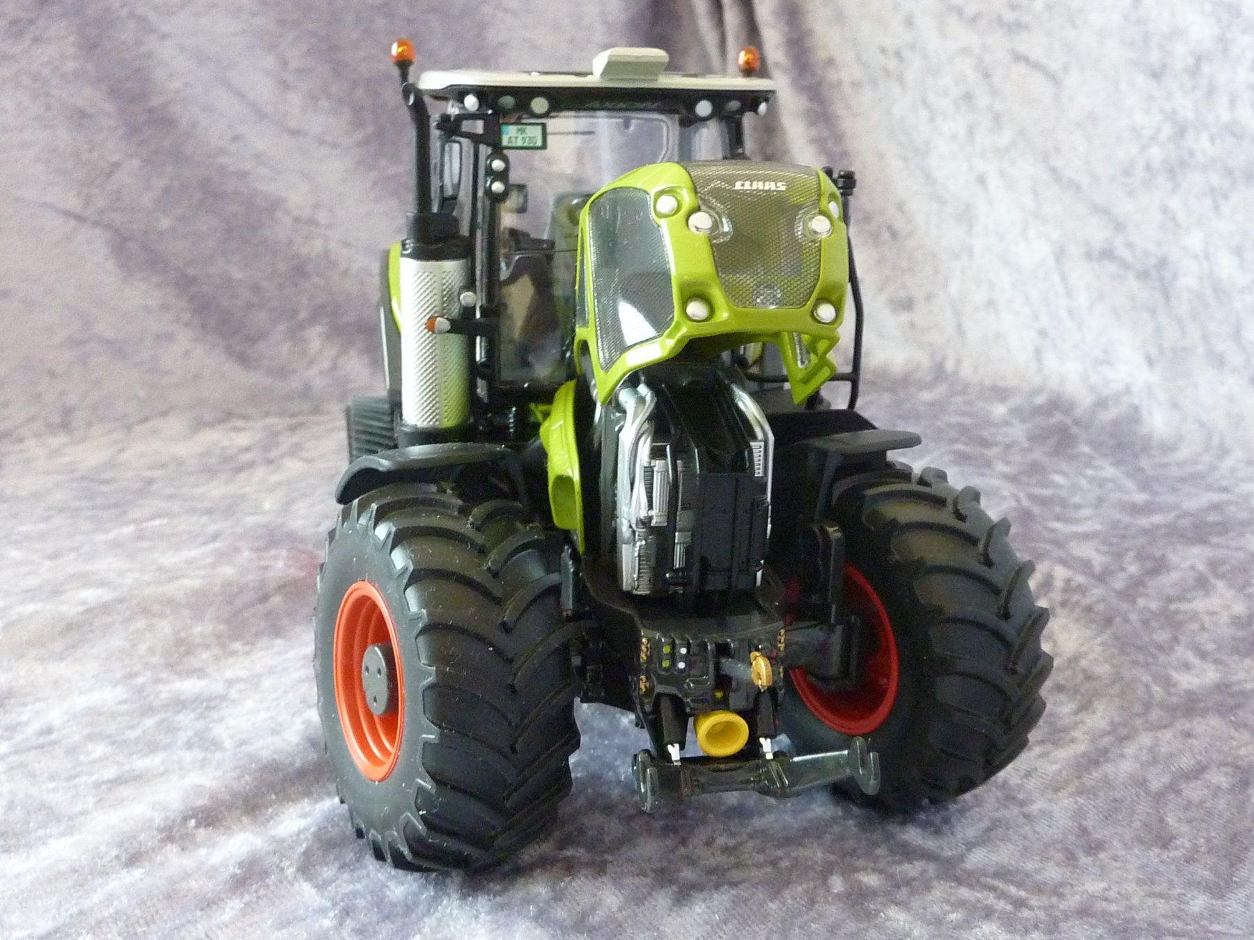 Wiking Kit di modellismo & Modellini statici: Raupentraktor Claas 930 Axion 1:32 – Nuovo (secondo la descrizione) da Dürrenäsch venduto da modellautos4you 8
