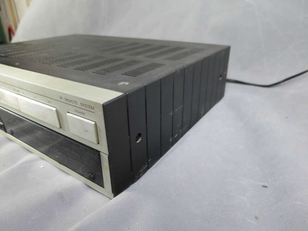 Revox Amplificatori: Revox B 250 Amplifier mit Fernbedienung – Usato da Zürich venduto da 1.Simon 8