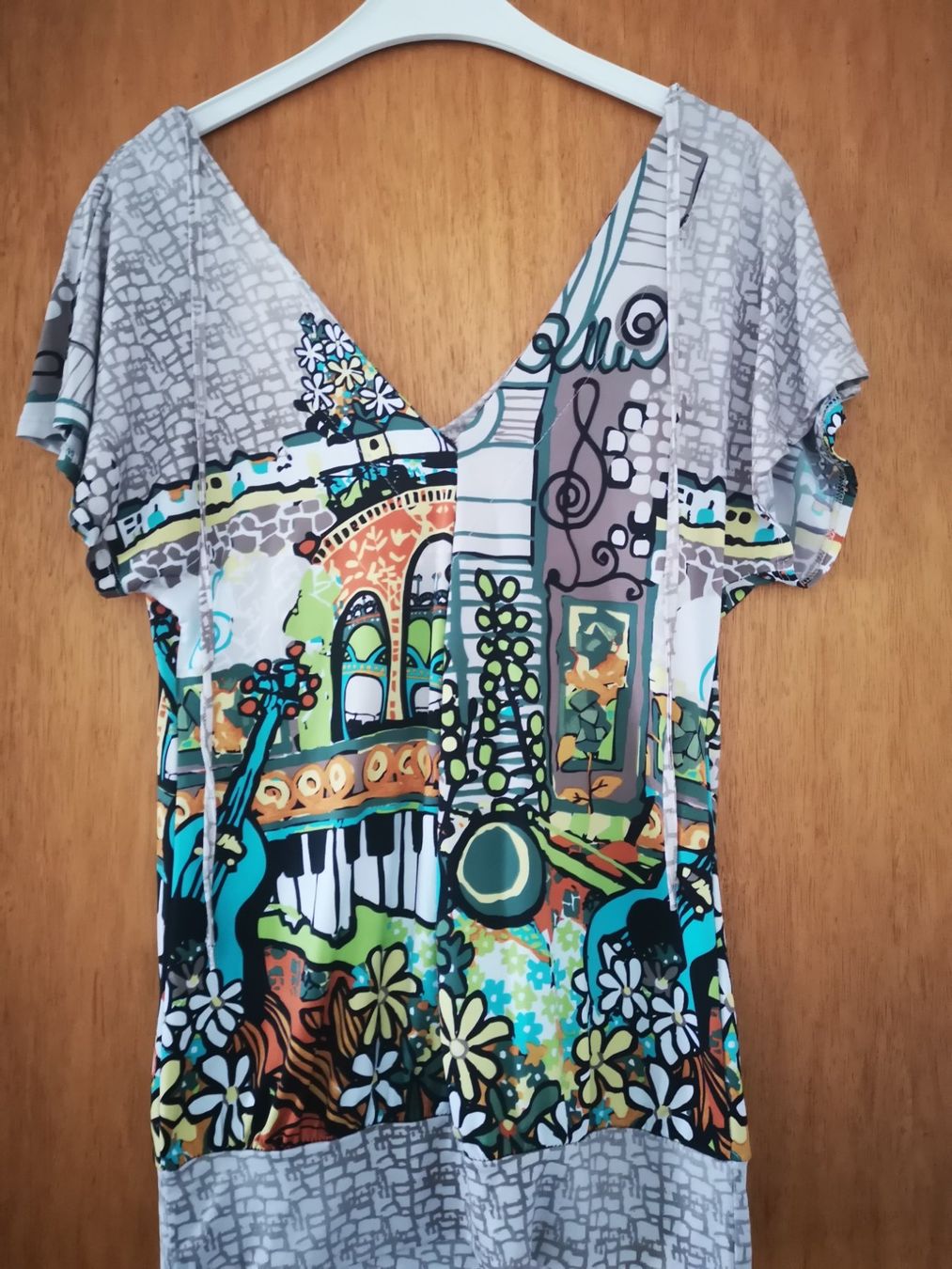 Tuniche: Blouse originale et colorée, Taille M – Usato da Courtepin venduto da Fin_dj7p 4