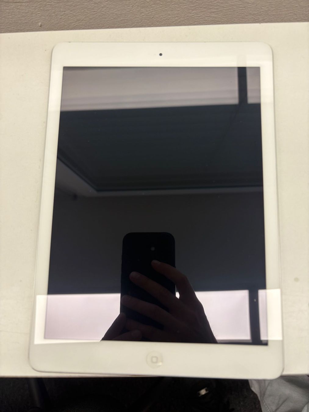 Apple Tablet PC: iPad Air (32 GB) – Usato da Luzern venduto da inf_tc6f