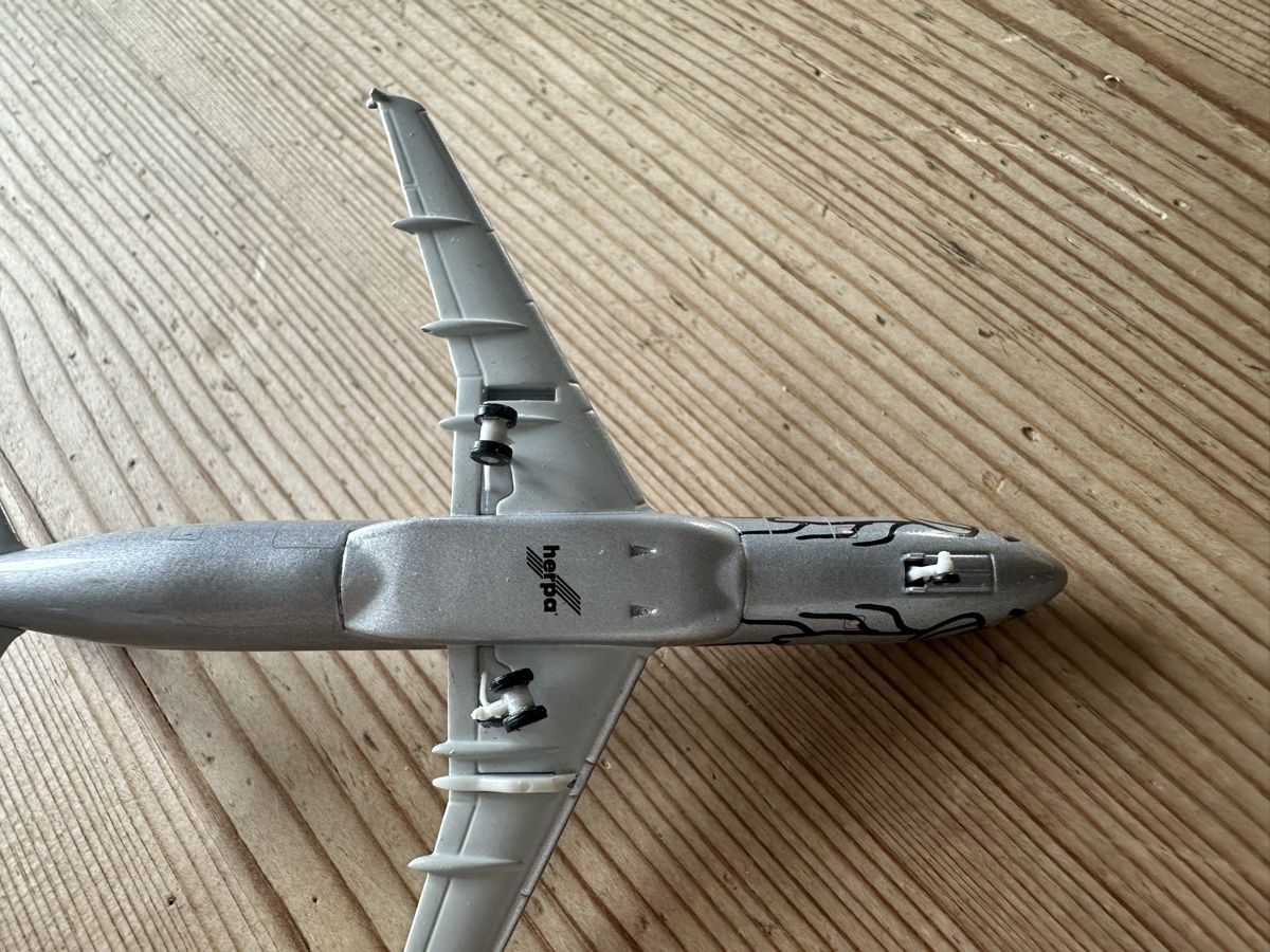 Herpa Kit di modellismo & Modellini statici: Modell NIKI Airbus A320 – Usato da Grenchen venduto da Shyla1611 2