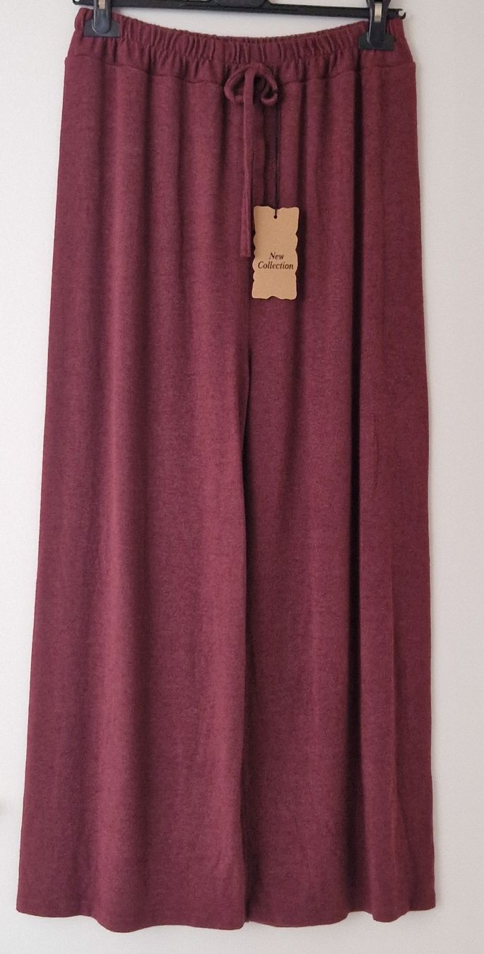 Lotti di vestiti: ENSEMBLE EN LAINE ET ANGORA  – Nuovo e nell'imballaggio originale da Camorino venduto da JPHANDMADE1 1