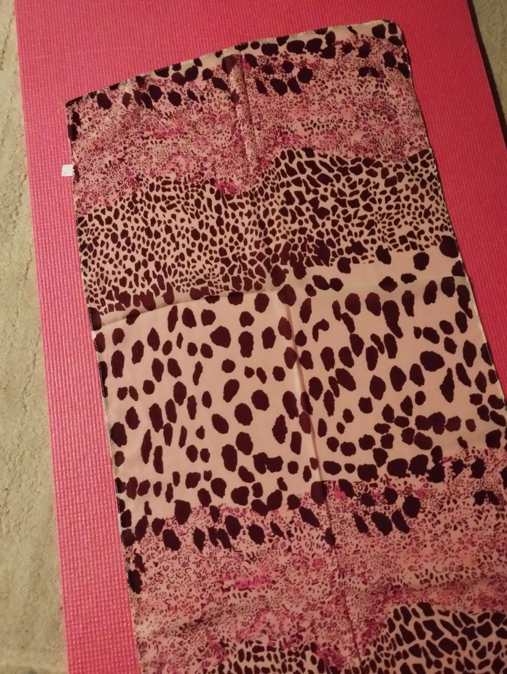 Foulard & Sciarpe: Schal Leopard, XXL, NEU – Nuovo e nell'imballaggio originale da Ostermundigen venduto da Dinge1 2
