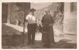 Costumi Ticinesi contadini con falce e gerla