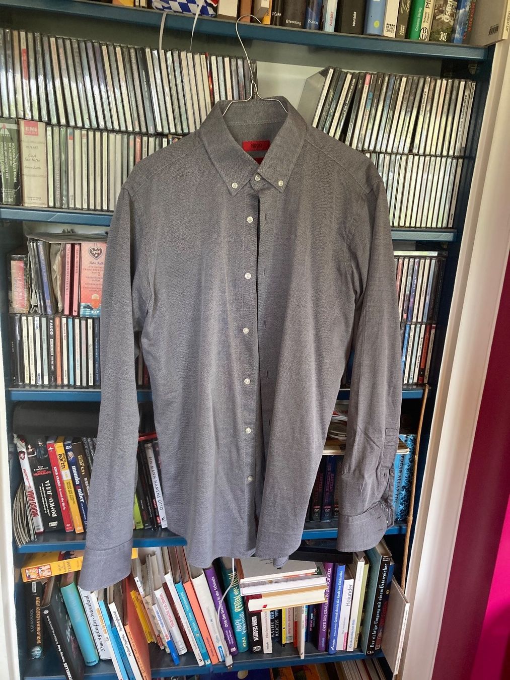 Hugo Boss Hemden: Hemd Grösse 40 Hugo Boss – Gebraucht aus Turbenthal von littledevil71