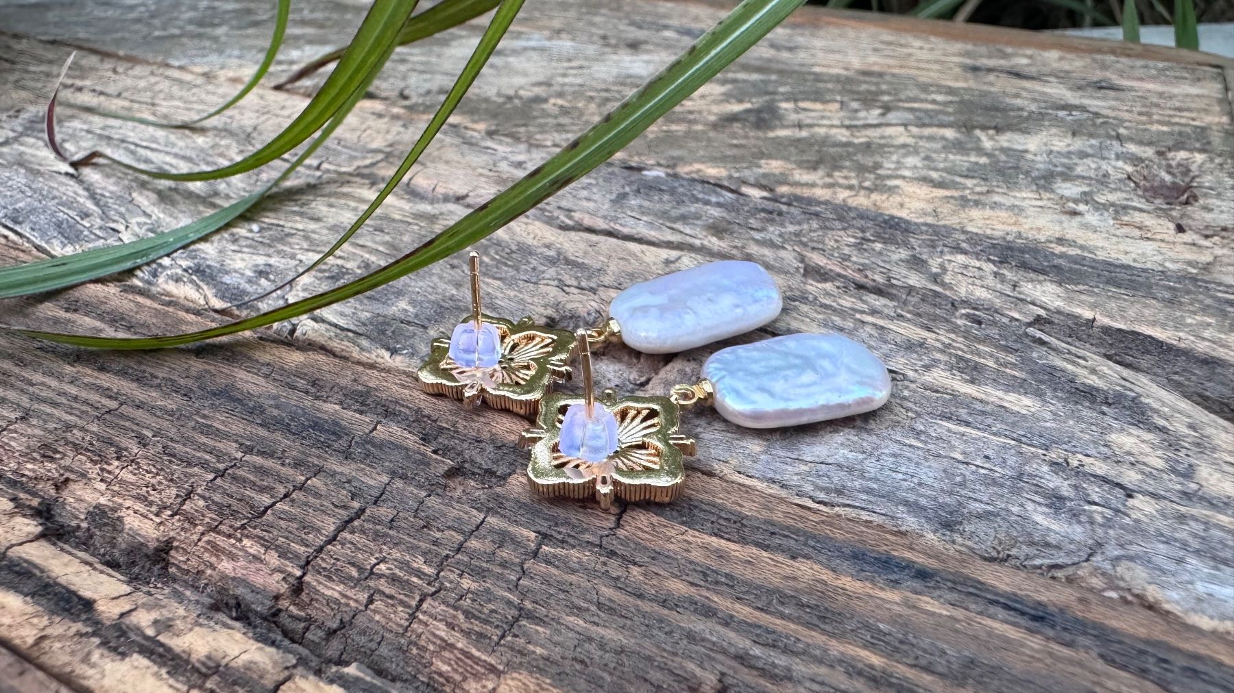 Orecchini pendenti & Orecchini a lobo: Wunderschön: Perlmutt-Ohrhänger vergoldet! – Nuovo e nell'imballaggio originale da Rombach venduto da Ivreajewels 3