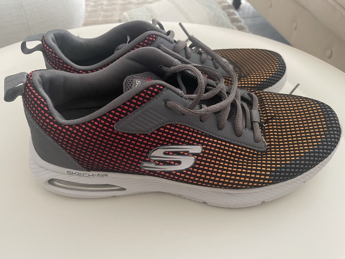 Skechers Scarpe per ragazzi: Hallenschuhe Skechers – Usato da Amriswil venduto da einkaufverkauf 4