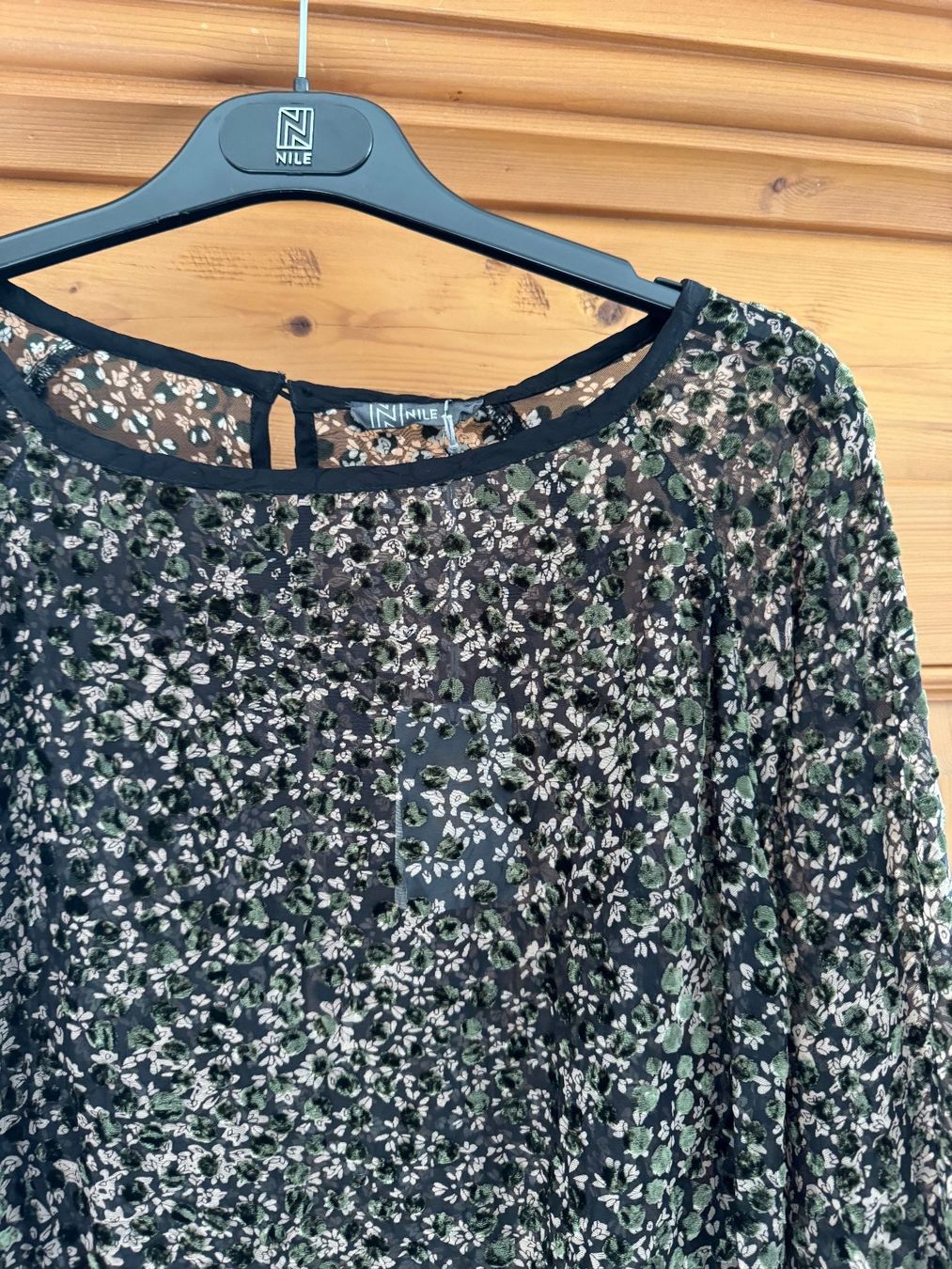 Nile Camicette: Bluse, Nile //NEU// XL – Nuovo (secondo la descrizione) da Stettfurt venduto da outlet72 1