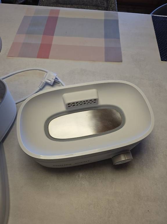 Repas pour bébés: Philips Avent Sterilisator mit Trockner – D'occasion à Stein AG par MichaAnger 1